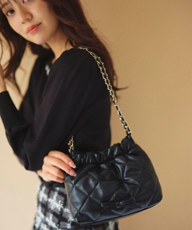 Feroux キルティング＆エコファー チェーンバッグ ブラック系