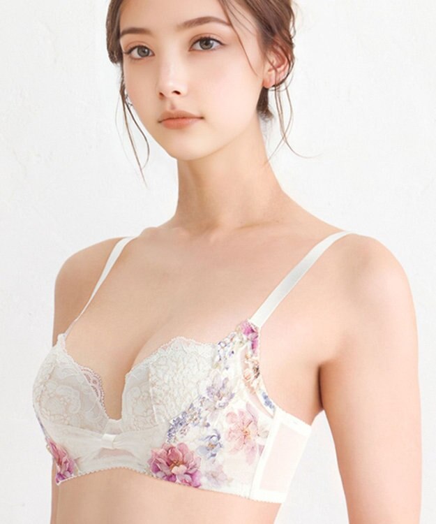 WACOAL ブラジャー 【リボンブラ 脇すっきり】 脇高設計 着やせシルエット 動いても谷間キープ Gカップまで対応 大きいサイズ レディース BXB443 /ワコール アイボリー