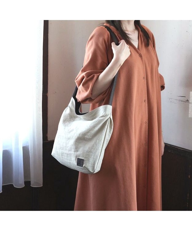 Regalo Felice 【超軽量 / A4サイズ対応】ショルダー / REGALO IV(アイボリー)