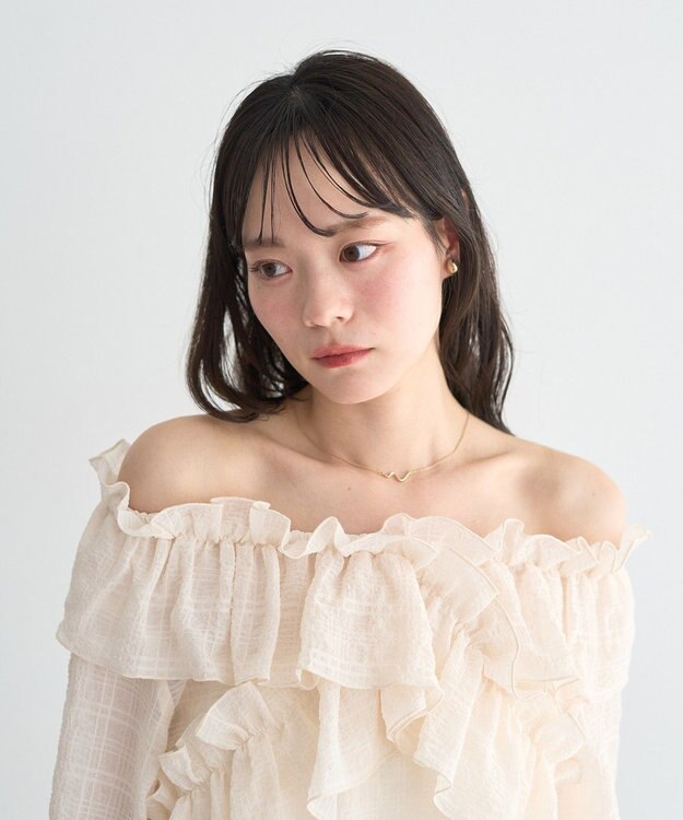 earth music&ecology シアーチェック2wayオフショルブラウス Ivory