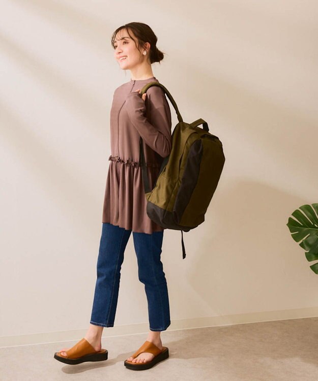 OP／FILA 【Ocean Pacific】フリル切替ラッシュガード ブラウン