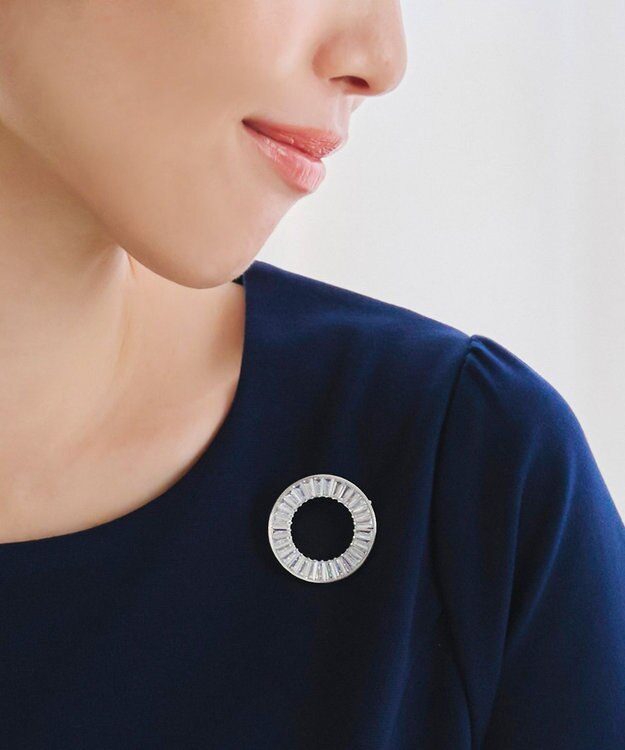 Tiaclasse ガラスサークルブローチ シルバー