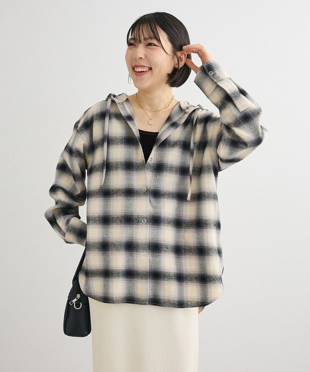 Green Parks ネルチェックフードシャツ Ivory