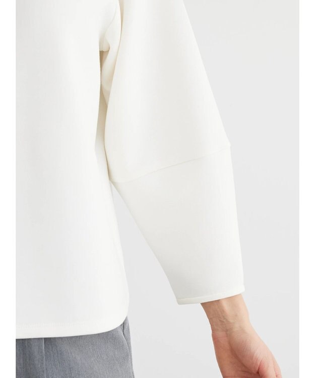 Green Parks パール付ポンチカットプルオーバー Off White