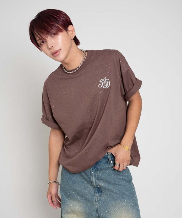 WEGO 【ユニセックス着用ITEM/MLサイズ展開】ラメグラフィックT（SS） ブラウン