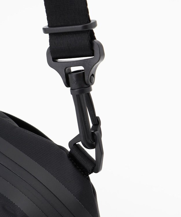 Y'SACCS 【DRY Pack】防水ラウンドポシェット ブラック