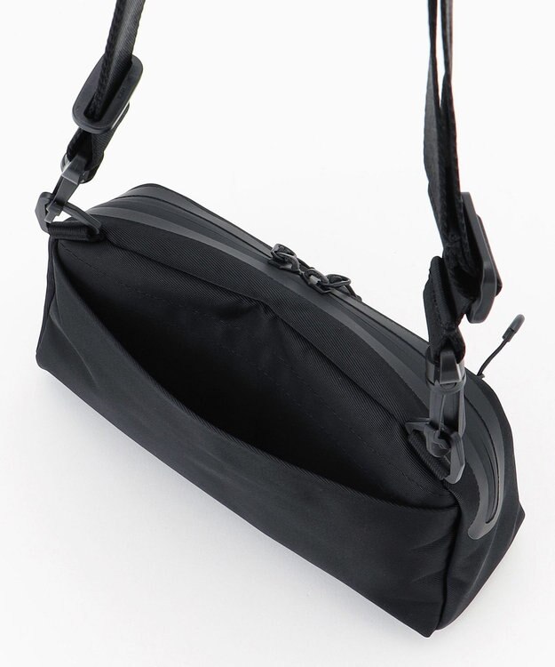 Y'SACCS 【DRY Pack】防水ラウンドポシェット ブラック