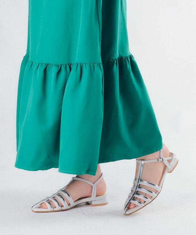 Dominic3 バイカラー Tストラップサンダル ホワイト