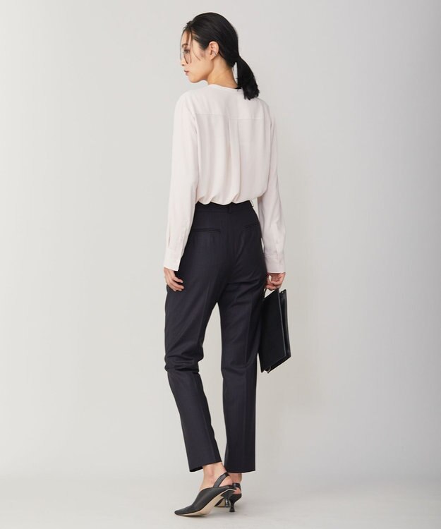 ICB 【人気のため新柄追加・洗える】Back Satin Amunzen キーネック長袖ブラウス ピンク系