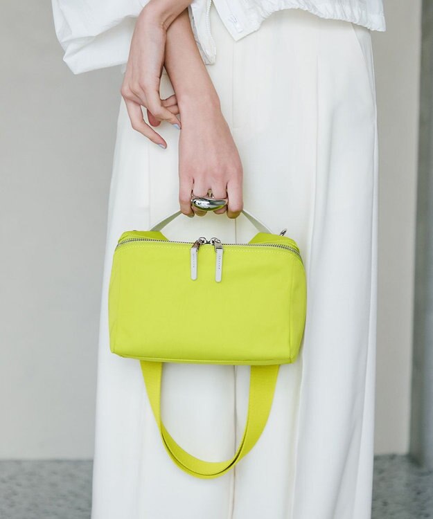 TOPKAPI 【Breath TOPKAPI】【撥水】マット ナイロン ボックス型 ショルダーバッグ ライムグリーン