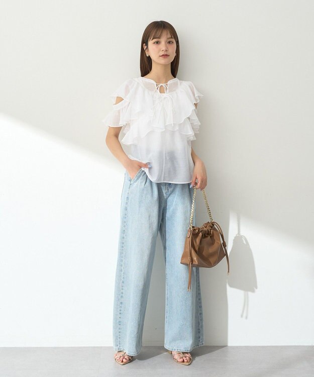 earth music&ecology タックホックデニムパンツ Light Indigo