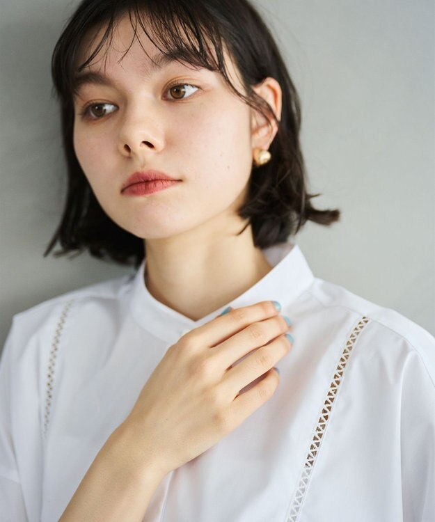 #Newans 【洗える/セットアップ可能】ハシゴレースビブデザインシャツ ホワイト