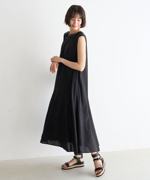UNFILO L リネンレーヨン ノースリーブワンピース ブラック