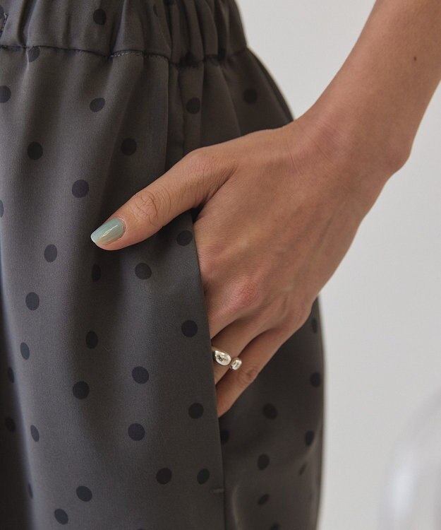 AMERICAN HOLIC ドットサテンイージーパンツ Charcoal Gray