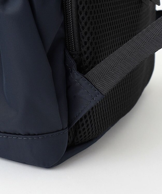 LA BAGAGERIE 【MONICA】13ポケットナイロンリュック　SMALL ネイビー