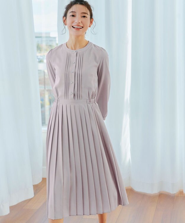 Tiaclasse 【新色追加・洗える】パールボタンプリーツワンピース グレージュ