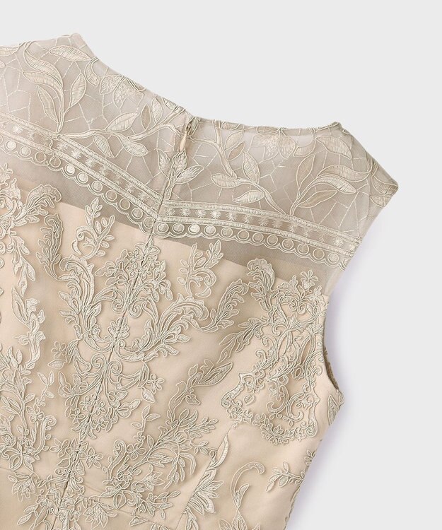 GRACE CONTINENTAL コ－ド刺繍タイトドレス ベージュ