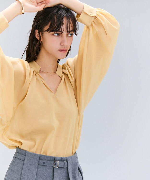 BEIGE， 【洗える】MOYE / シアーウールパフスリーブブラウス Mustard