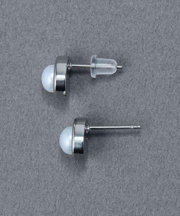 Phoebe 〈金属アレルギー対応〉ニュアンスメタルドロップパールピアス/シルバー　淡水パール/天然パール シルバー