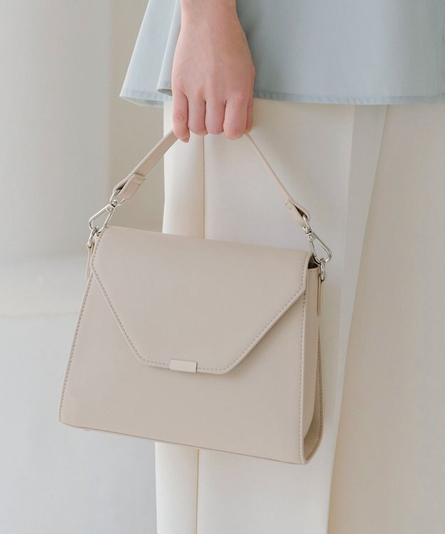 Tiaclasse 【安田美沙子さん着用・4way /2TYPEハンドル】パールチェーン付きハーフフォーマルミニバッグ ベージュ