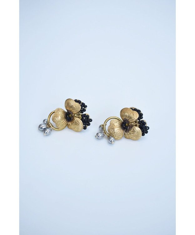 monshiro 【パール】ビオラ イヤリング（ブラック） ゴールド