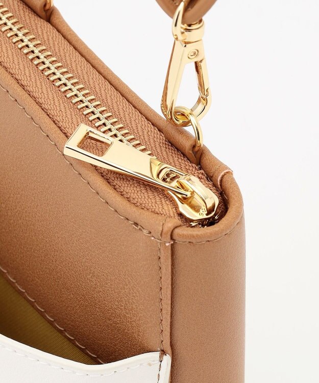 LA BAGAGERIE 【インスタグラマー Chiyoさん×LA BAGAGERIE】チェーンスマホショルダー チョコ