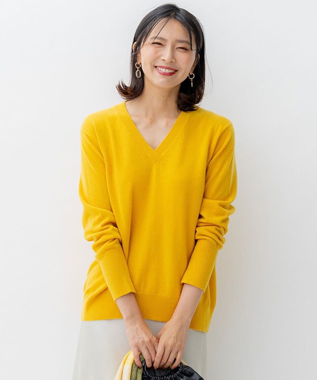 23区 【洗える】ピュアカシミヤ Vネック ニット イエロー系