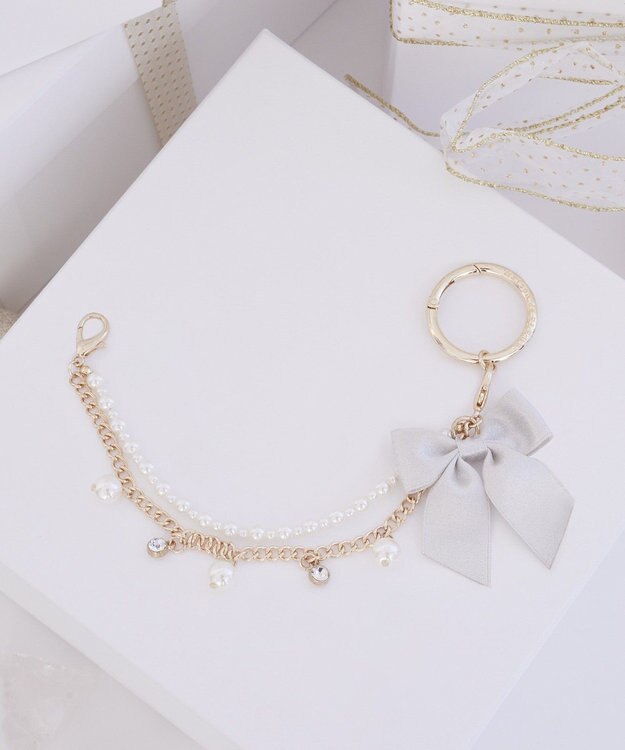 Maison de FLEUR パールビジューリボン2Wayチャーム Ivory