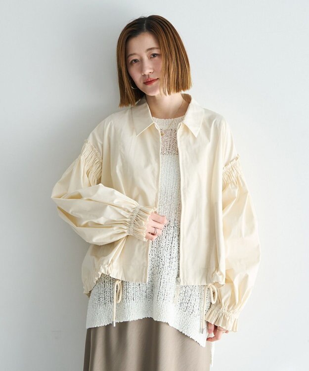 YECCA VECCA ボリュームギャザーデザインZIPブルゾン Ivory