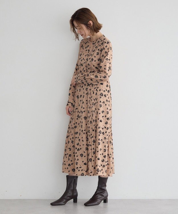 YECCA VECCA フラワー柄プリーツMIXワンピース Beige
