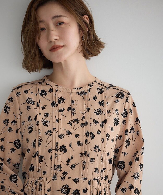 YECCA VECCA フラワー柄プリーツMIXワンピース Beige