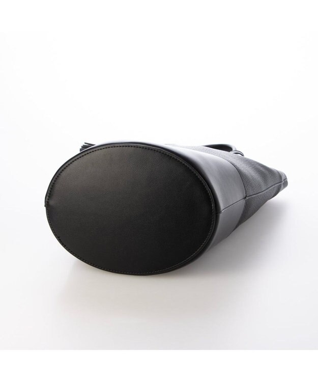 UNBILLION カシュカシュ cachecache / タッセル付きバケツ2wayバッグ ブラック