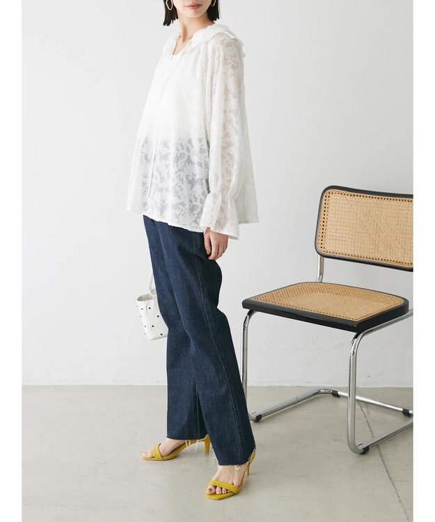 Green Parks シアージャガード花柄フリルブラウス Off White