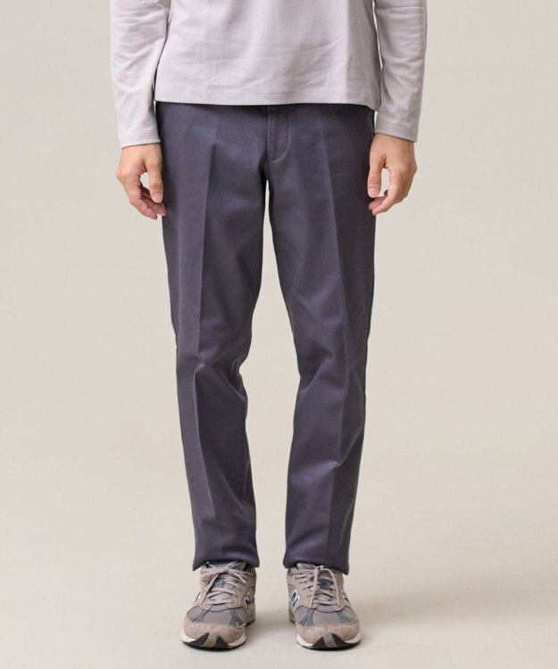 J.PRESS MEN 洗練されたシルエットと機能美【ストレッチ】トリコチン ステムテーパードパンツ グレー系