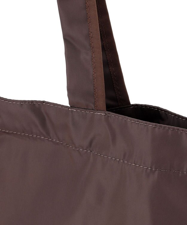 TOCCA SOGNO FUR CHARM TOTE トートバッグ【WEB＆一部店舗限定・A4サイズ対応】 ブラウン系
