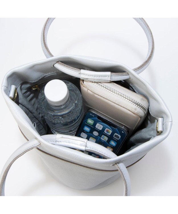 UNBILLION 【テレビ ドラマ着用アイテム】ペルケ perche / 姫路レザー丸手ハンドル2wayバケツバッグ ライトシルバー