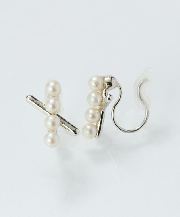 Phoebe 【痛くないシリーズ/金属アレルギー対応】パールクロスライトフィットイヤリング　シルバー シルバー