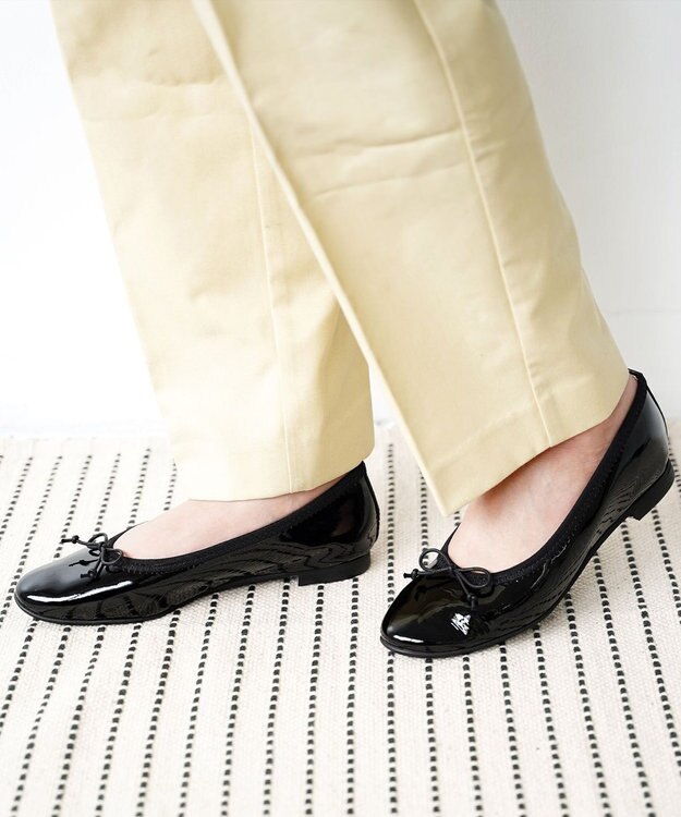 nouvelleRobe Oū 新色追加【本革・高反発】Round ラウンドトゥ バレエシューズ ブラックエナメル