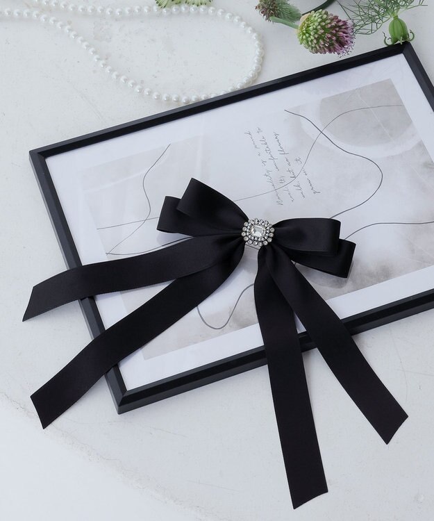 Tiaclasse サテンリボンバレッタ ブラックオフホワイト