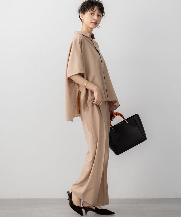 23区 【洗える】TWマットクロス タック ワイド パンツ キャメル系