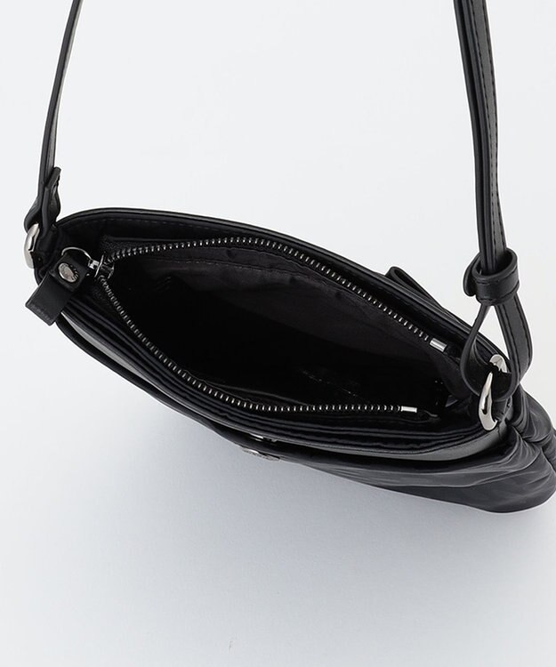 Y'SACCS Polka Dots　タックラウンドショルダー ブラック