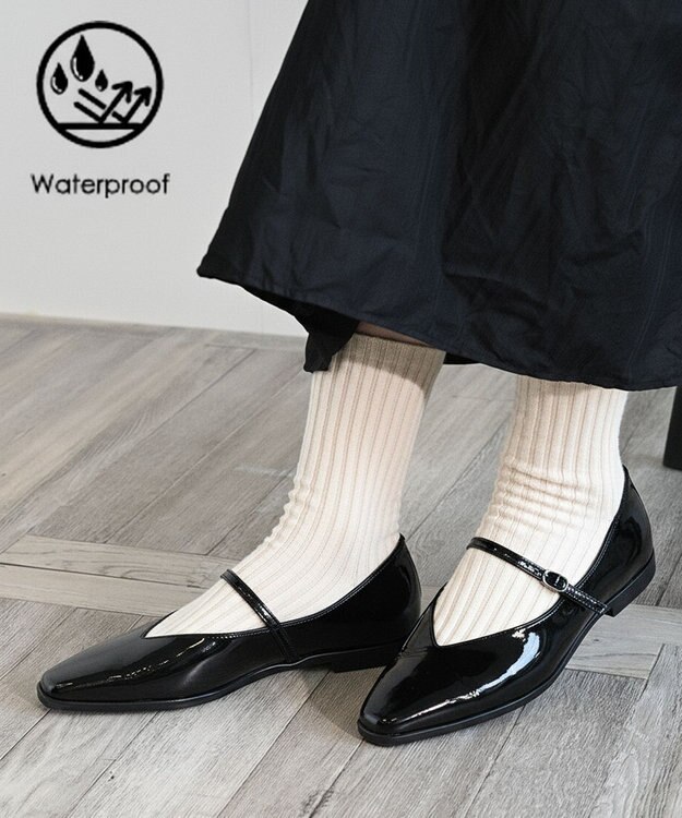 APOM 日本製 晴雨兼用スクエアトゥストラップシューズ15＜CRAHUG限定＞ ブラックエナメル