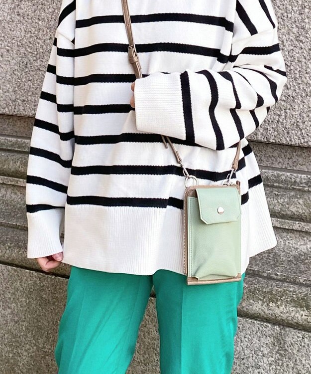 LA BAGAGERIE 【インスタグラマー chiyoさん×LA BAGAGERIE】コンビスマホショルダー グレージュ×ピスタチオ