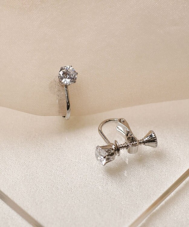 Tiaclasse ワンポイントクリスタルイヤリング シルバー