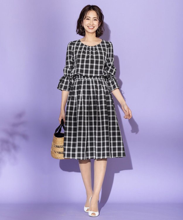 Tiaclasse 【洗える】女性らしさ引き立つリボン袖ギャザーワンピース ブラックチェック