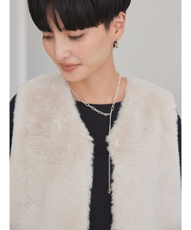 AMERICAN HOLIC 丈違いフェイクファーベスト Gray Beige
