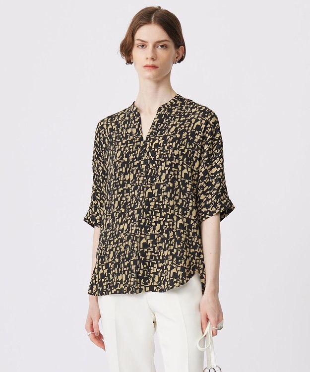 ICB 【新色追加・接触冷感・UVケア・速乾・洗える】BackSatinAmunzen  5分袖 キーネックブラウス ブラック×クレイベージュ系