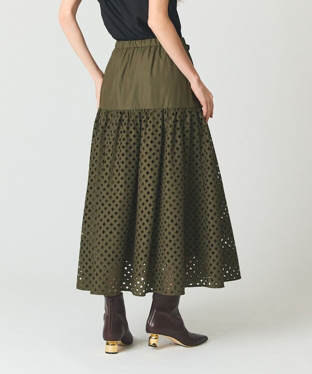 GRACE CONTINENTAL メッシュカットワークスカート カーキ