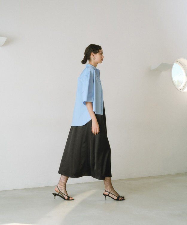 #Newans 【洗濯機可能/シワになりにくい】〈お尻・太ももをカバー〉フレアスリーブイタリアンカラーシャツ ブルー