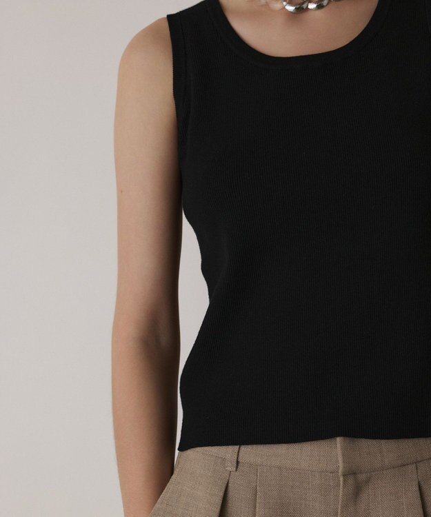 GRACE CONTINENTAL Uネックリブニットトップ ブラック